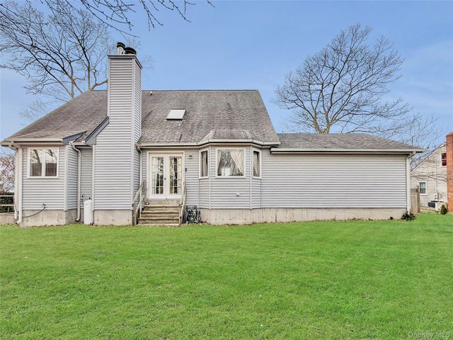 19 Birchwood Drive, Shirley, NY 11967