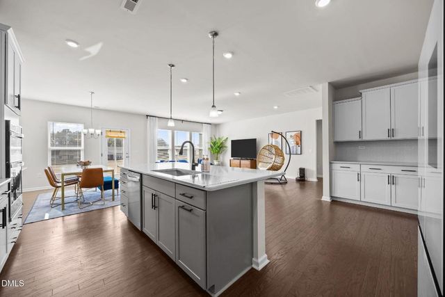 4904 Flathead Place, Fuquay Varina, NC 27526