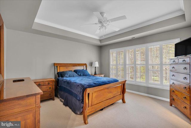 10 WESTFORD DR, Medford, NJ 08055