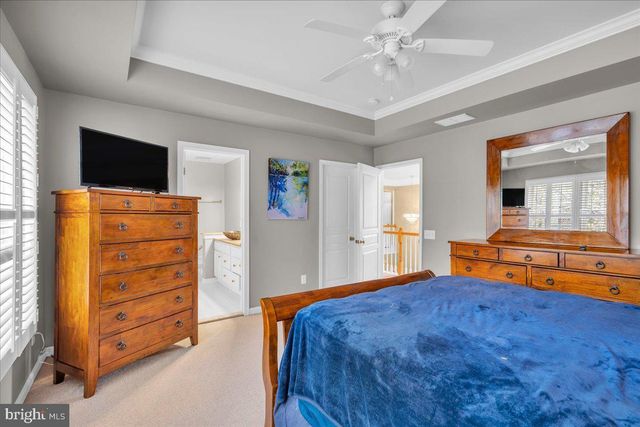 10 WESTFORD DR, Medford, NJ 08055