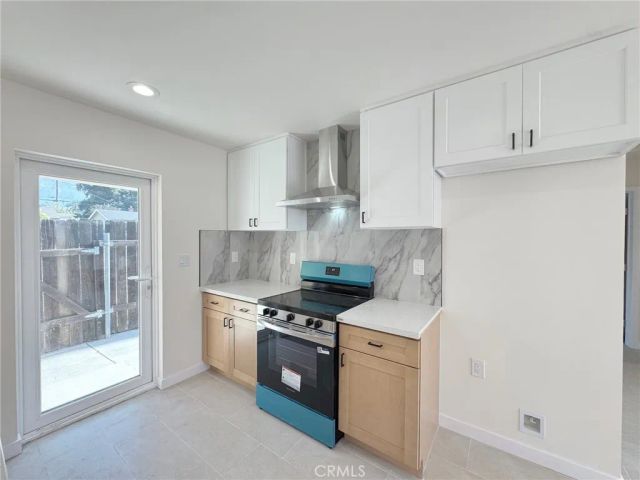 284 N Palm Avenue D, Upland, CA 91786