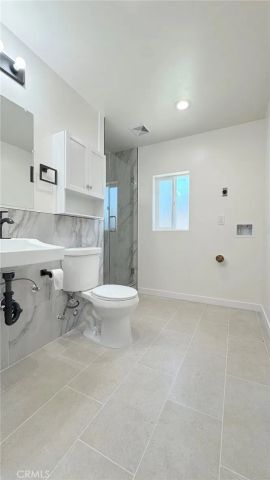 284 N Palm Avenue D, Upland, CA 91786