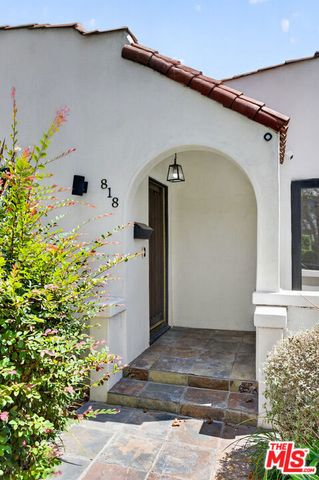 816 N Mansfield Avenue, Los Angeles, CA 90038