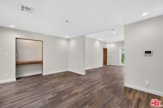 816 N Mansfield Avenue, Los Angeles, CA 90038