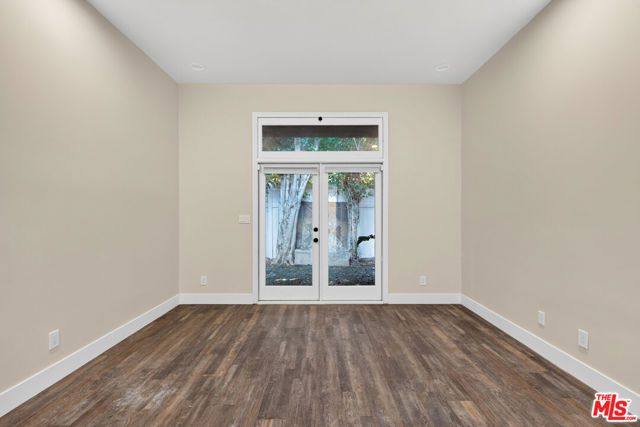 816 N Mansfield Avenue, Los Angeles, CA 90038