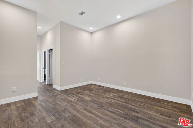 816 N Mansfield Avenue, Los Angeles, CA 90038