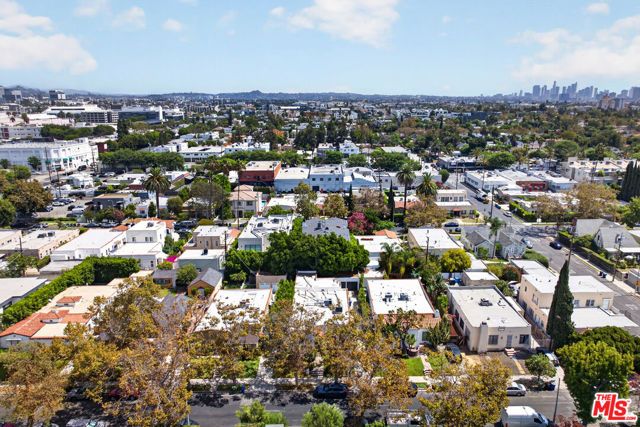 816 N Mansfield Avenue, Los Angeles, CA 90038