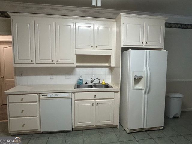 4271 Ivy Run, Ellenwood, GA 30294