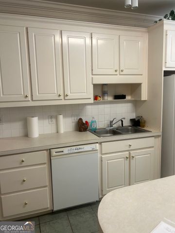 4271 Ivy Run, Ellenwood, GA 30294