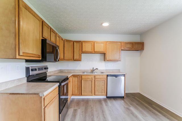 4541 Parkwick Drive, Columbus, OH 43228