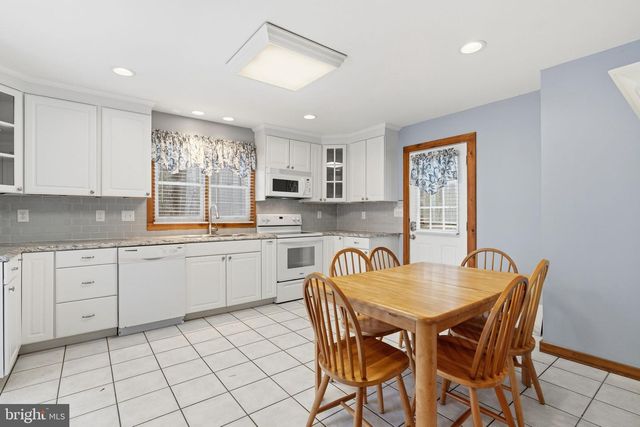 453 LOST VALLEY RD, Madison, VA 22727