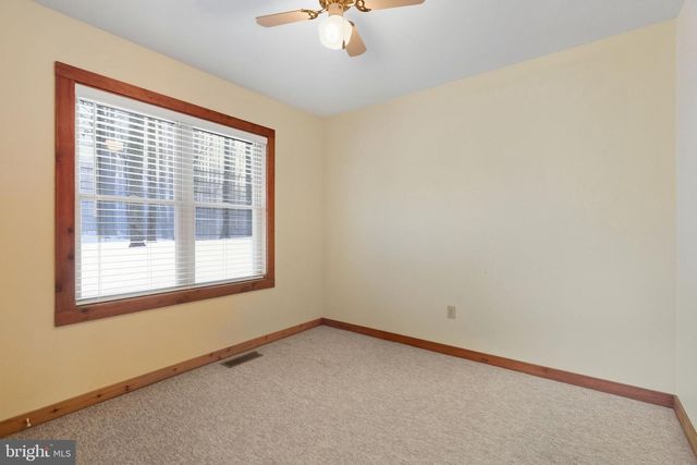 453 LOST VALLEY RD, Madison, VA 22727