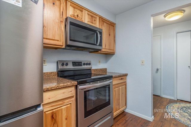 406 Parkhurst Dr., Caldwell, ID 83605