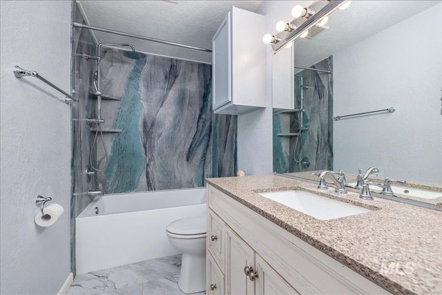 406 Parkhurst Dr., Caldwell, ID 83605