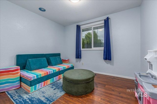 406 Parkhurst Dr., Caldwell, ID 83605