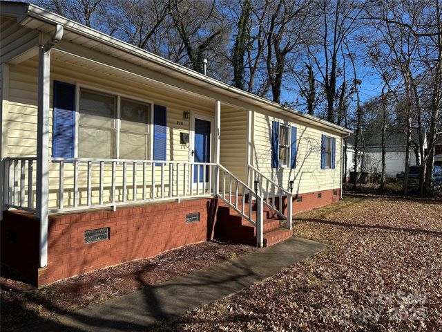 230 Spring Street NW, Concord, NC 28025