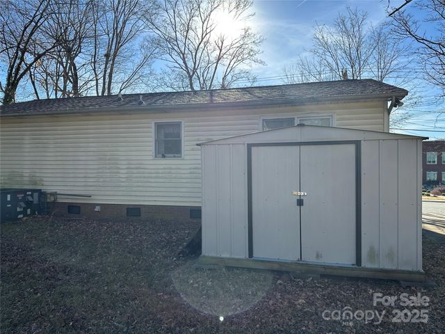 230 Spring Street NW, Concord, NC 28025