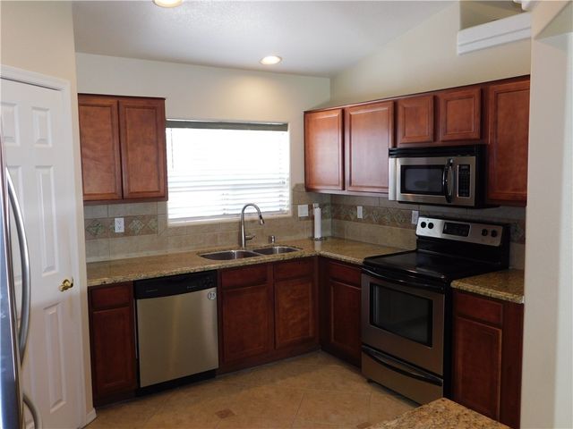 3331 Park Ridge Avenue, Bullhead City, AZ 86429