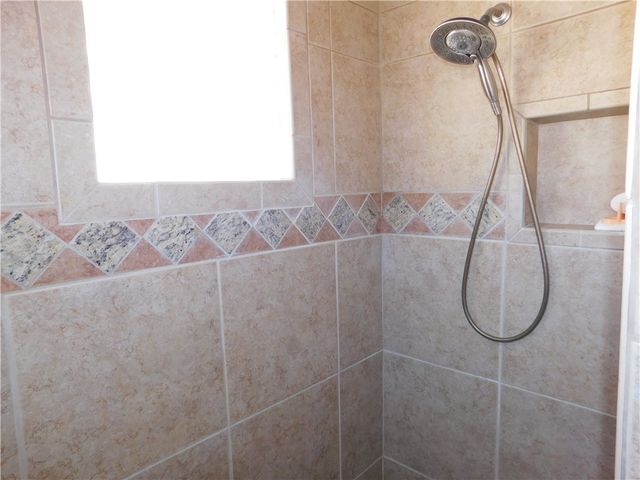 3331 Park Ridge Avenue, Bullhead City, AZ 86429