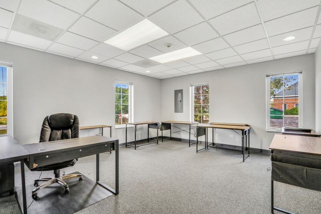 5455 Grand Avenue 301, Gurnee, IL 60031
