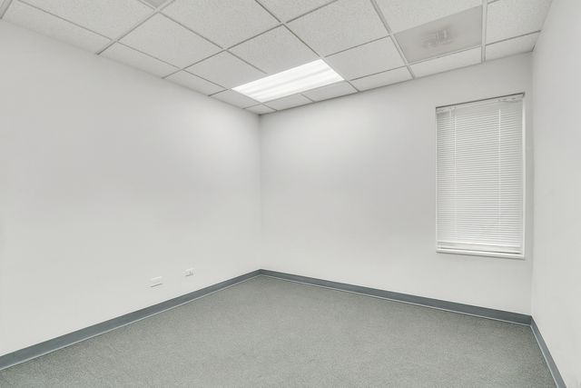 5455 Grand Avenue 301, Gurnee, IL 60031