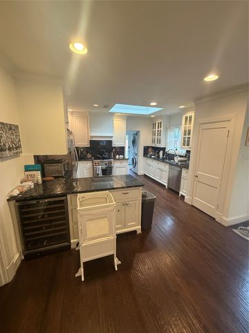 5522 Mercedes Avenue, Dallas, TX 75206