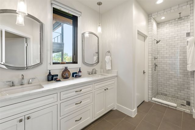 270 Ryan Joe Circle, Iredell, TX 76649