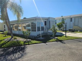 9 Garnet DR # 9G, Naples, FL 34114