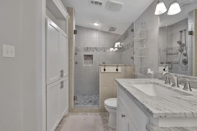 20 Ridgeway Drive, Coldspring, TX 77331