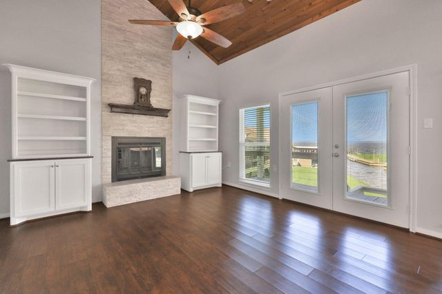 20 Ridgeway Drive, Coldspring, TX 77331