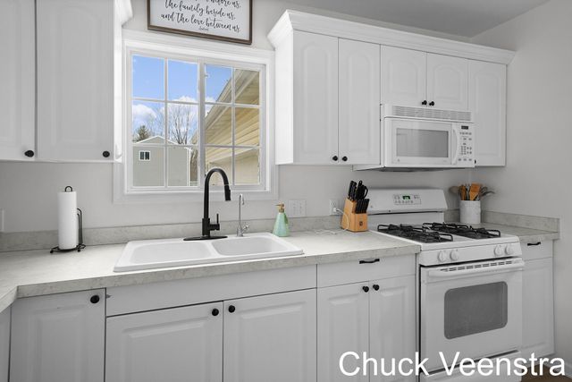 4496 4th Street, Leighton Twp, MI 49316