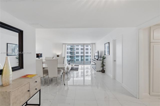 5151 Collins Avenue 1027, Miami Beach, FL 33140