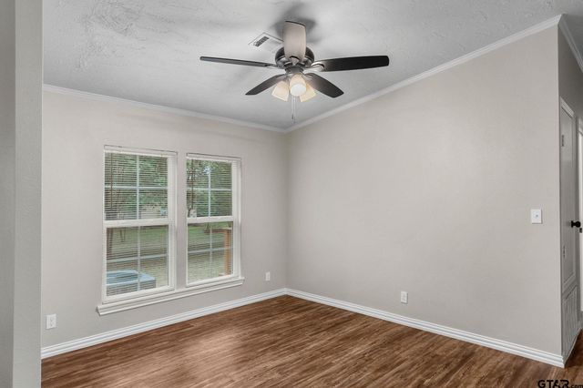 280 S FM 315, Chandler, TX 75758