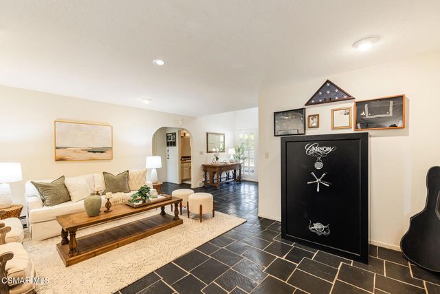 1365 Oak Avenue, Fillmore, CA 93015