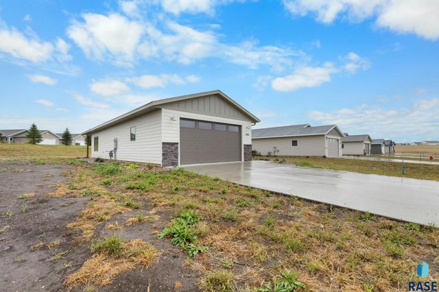 1004 S 6th Ave Avenue, Rock Rapids, IA 51246