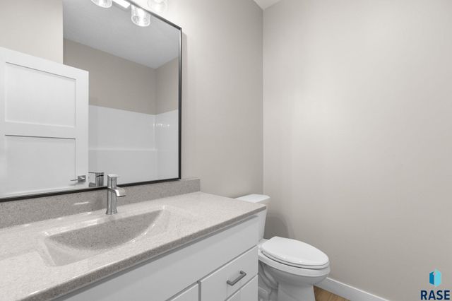 1004 S 6th Ave Avenue, Rock Rapids, IA 51246