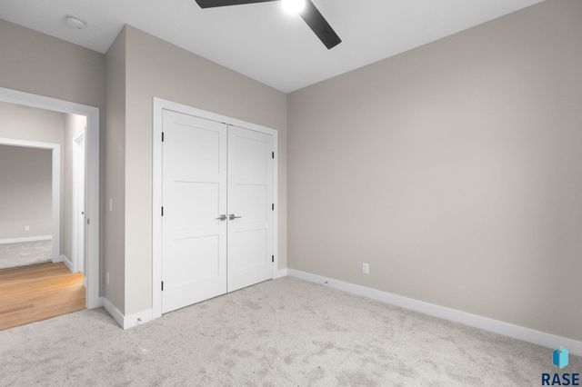 1004 S 6th Ave Avenue, Rock Rapids, IA 51246