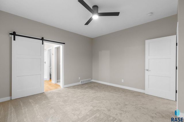 1004 S 6th Ave Avenue, Rock Rapids, IA 51246