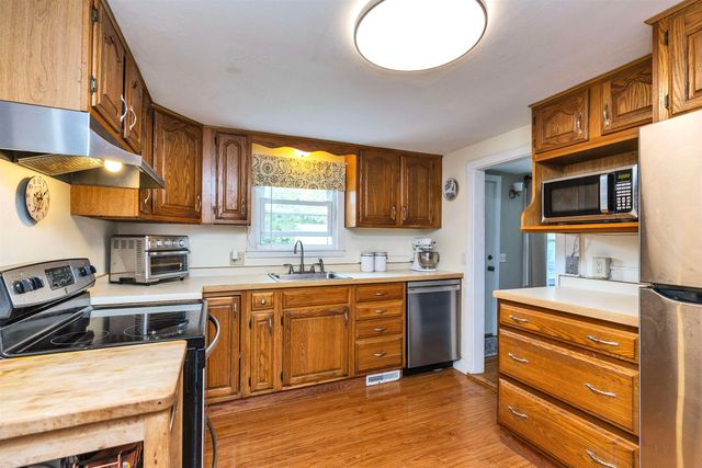 33 Lobacki Drive, Peterborough, NH 03458