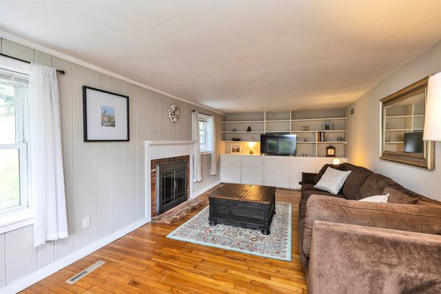 33 Lobacki Drive, Peterborough, NH 03458