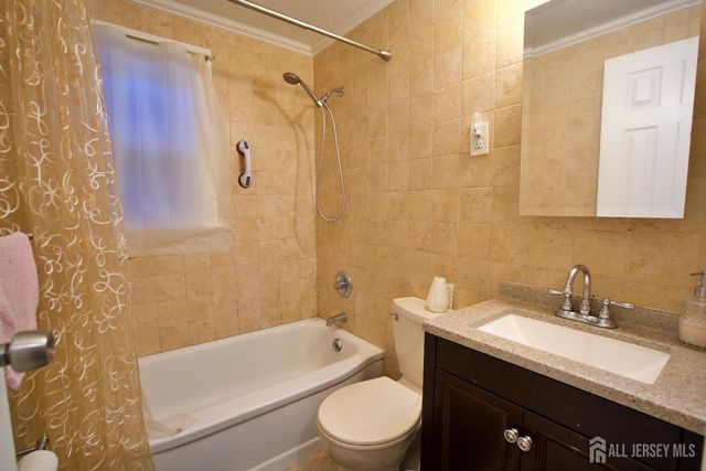 193 Old Road, Sewaren, NJ 07077