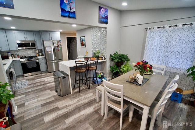 193 Old Road, Sewaren, NJ 07077