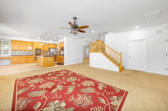 1705 Avignon Ln, Modesto, CA 95356