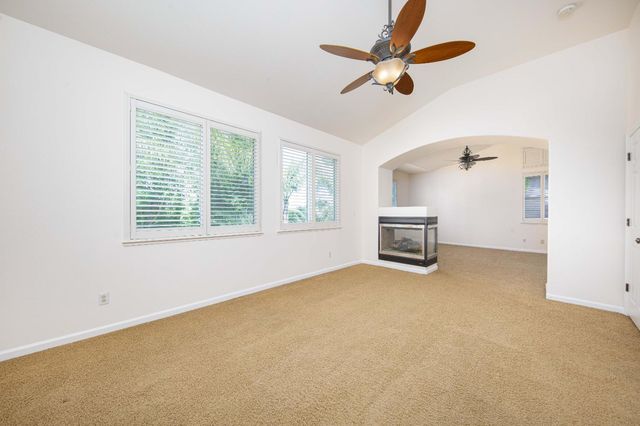 1705 Avignon Ln, Modesto, CA 95356