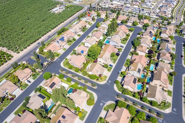 1705 Avignon Ln, Modesto, CA 95356