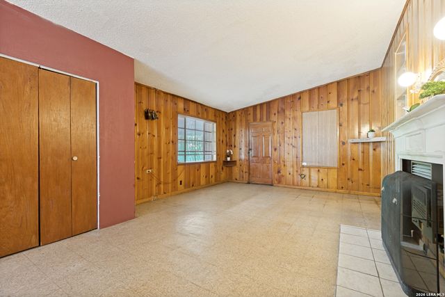 411 SCHOOL ST, San Antonio, TX 78210