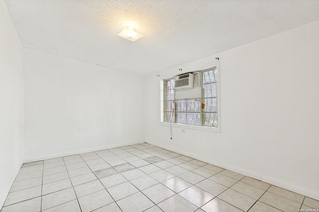 411 SCHOOL ST, San Antonio, TX 78210