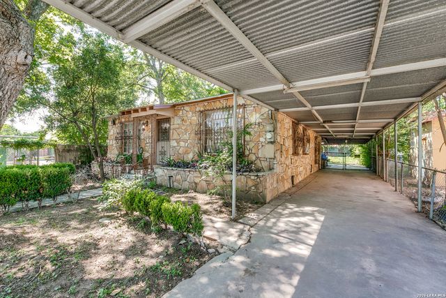 411 SCHOOL ST, San Antonio, TX 78210