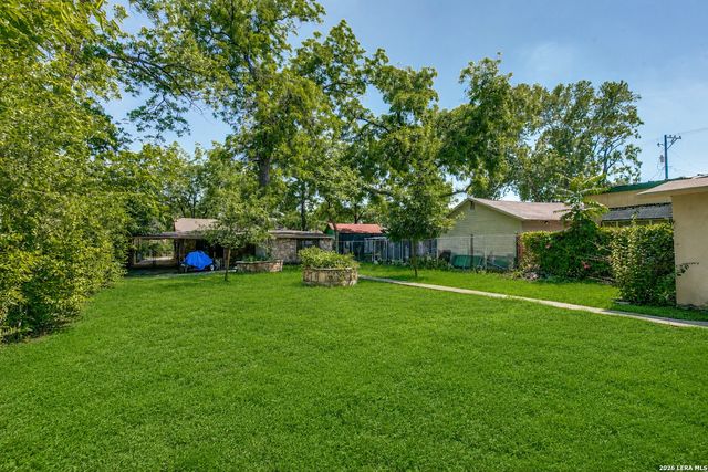 411 SCHOOL ST, San Antonio, TX 78210