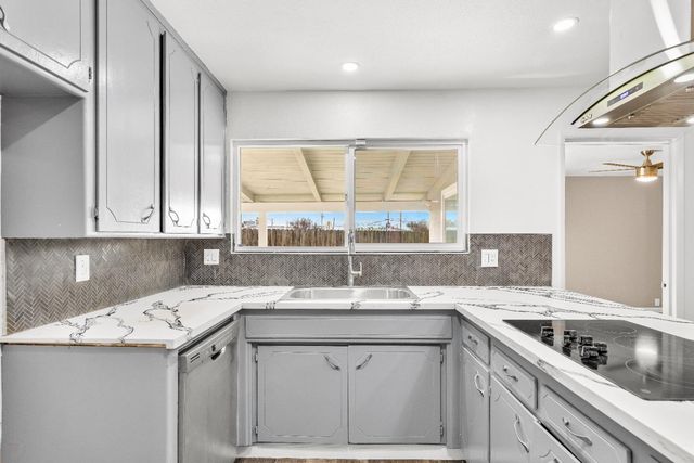 1713 Pikake, Ceres, CA 95307